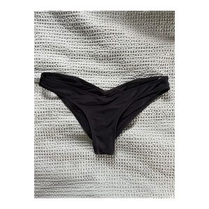 allSisters black cheeky v line bikini bottoms